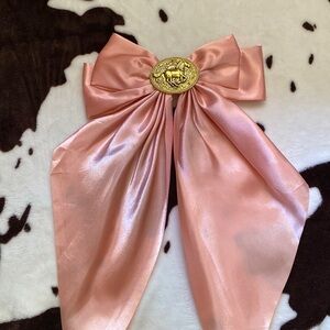 Horse Buckle Bow 🐎